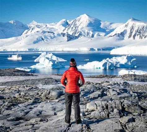 17 Awesome Things To Do In Antarctica 2021 Guide NOMADasaurus