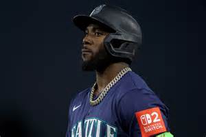 The secret play in Red Sox vs Seattle Mariners matches 23