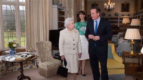 Queen Lunches At Chequers With Cameron | UK News | Sky News