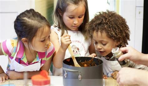 Astuces Pour Cuisiner Avec Les Enfants So Busy Girls