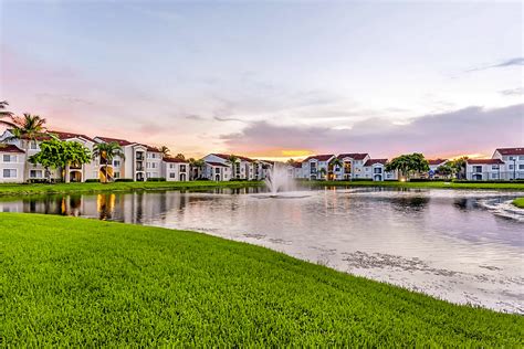 Miramar Lakes Apartments - Miramar, FL 33025