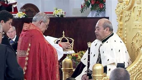 Tonga Crowns New King In Lavish Ceremony Abc News