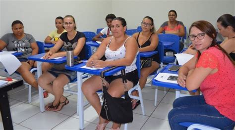 Prefeitura Municipal E Fundo Social De Solidariedade Oferecem Oficinas