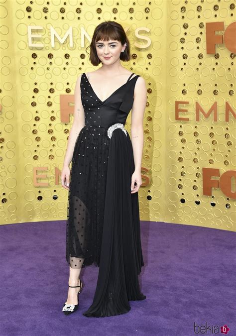 Maisie Williams En Los Emmy 2019 Alfombra Roja Y Gala De Los Premios