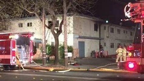 Firefighters Battle Early Morning Apartment Fire In Modesto Modesto Bee