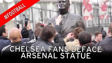 Video Chelsea Fans Deface Statue Of Arsenal Legend Herbert Chapman