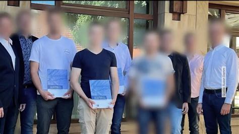 Australien Nach Sex Mit M Nnern In Sechs Stunden Onlyfans Star Landet Im Krankenhaus