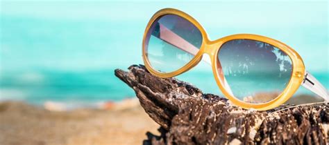 Sunglasses trends for 2023 - Sunglass City 🕶