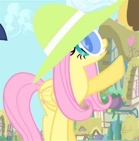 1711279 Safe Screencap Fluttershy G4 Green Isn T Your Color