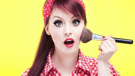 5 Kesalahan Aplikasi Makeup Bisa Membuat Anda Tampak Lebih Tua Beauty