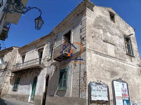 Palazzo Edificio Corso Giuseppe Garibaldi Corigliano Rossano Rif