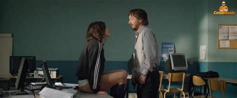 Adele Exarchopoulos Nude Sex Scene Videos Celebmasta