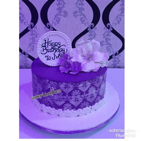 Happy Birthday Pretty Lady Cake