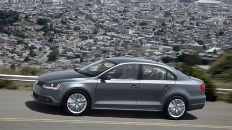 VW Jetta im Fahrbericht: Sechste Jetta-Generation mit mehr Platz | AUTO ...