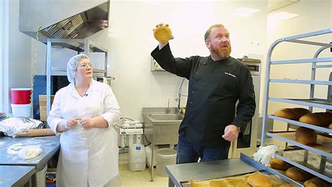 На ножах (сериал, 2016) — Фильм.ру