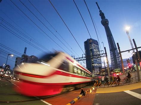 Tobu Sky Tree Line Tobu Series 200 Limited Express Ryomo Flickr