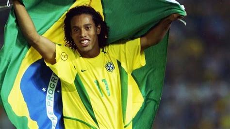 Ronaldinho / Brazil - World Cup 2002 home shirt. - Catawiki