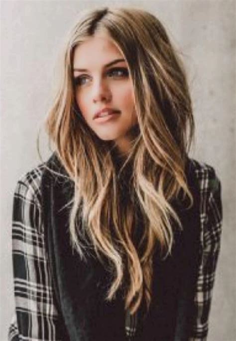 Pin By 🇻🇮t B Lee Kadoober Iii🇻🇮 On Marina Laswick Long Hair Styles Hair Styles Hair