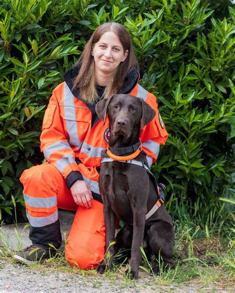 Hundeteams Einsatzhelfer Brh Rettungshundestaffel Hannover Harz