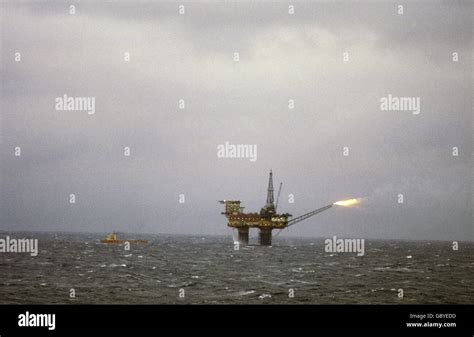 North Sea Oil Platform Scotland Hi Res Stock Photography And Images Alamy