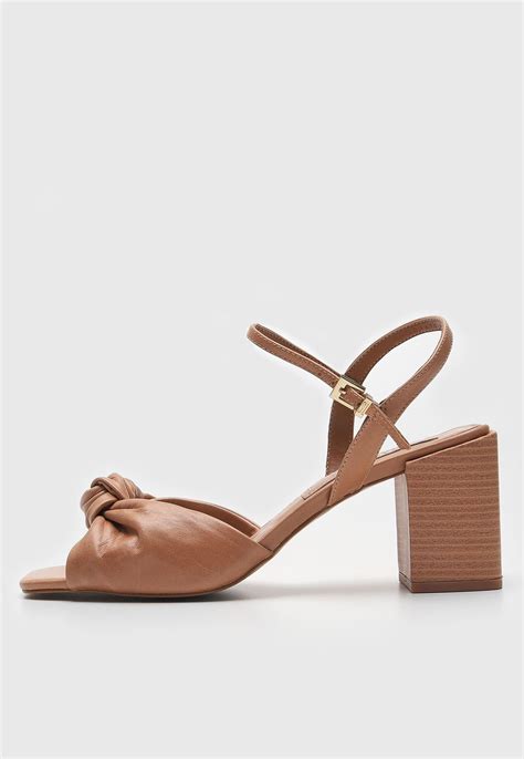 Sandália Santa Lolla Laço Nude Compre Agora Dafiti Brasil