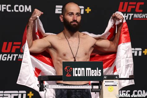 Photos Ufc Fight Night 196 Official Weigh Ins And Faceoffs