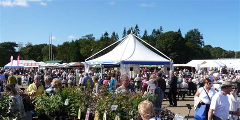 The Harrogate Flower Show Tour | greatrail.com