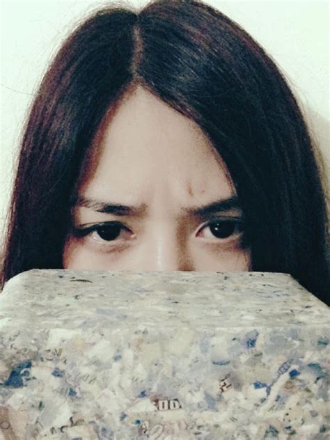 Những bức ảnh ma quái rùng rợn của hot girl Việt