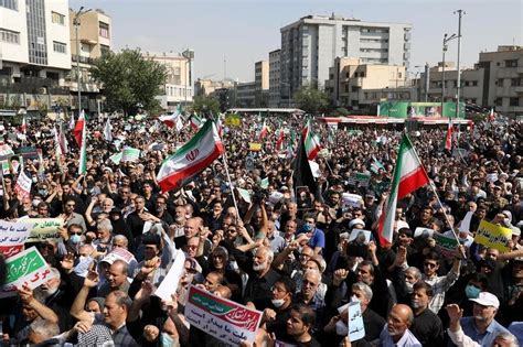 Iran au moins 50 morts dans les manifestations après la mort de Mahsa