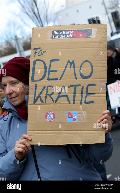 Bgr B Ndnis Gegen Rechts Zusammen Gegen Faschismus Demo Gegen