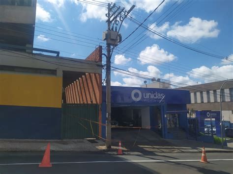 Transformador Pega Fogo E Rea Isolada Na Avenida S O Carlos S O