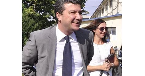 Драгомир Стойнев: Няма да има чадър за никого в енергетиката