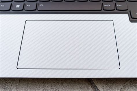 Legion 5 Pro 16IAH7H white carbon skin : r/LenovoLegion