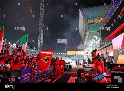 Singapore Singapore 17th Sep 2023 Race Winner Carlos Sainz Jr Esp