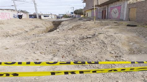 Paita Moradores Mortificados Con Abandono De Obra