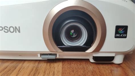 What is DLP Projector? DLP vs. LCD Projector Differences