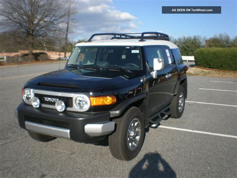 2012 Toyota Fj Cruiser Base Sport Utility 4 Door 4 0l