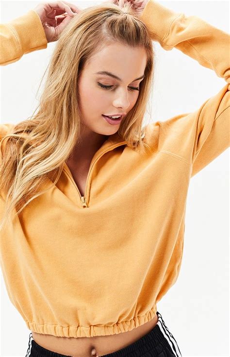 La Hearts Half Zip Cropped Sweatshirt Mustard Lrg Cropped Half Zip Crop Sweatshirt Cropped