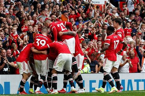 Five Things We Learned As Manchester United Beat Leeds 5 1