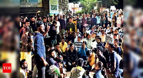 Anti Caa Stir Protest At Savitribai Phule Pune University After Police