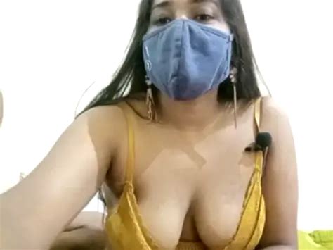 Desiwife7 Naked Stripping On Cam For Live Sex Video Chat Gyrls