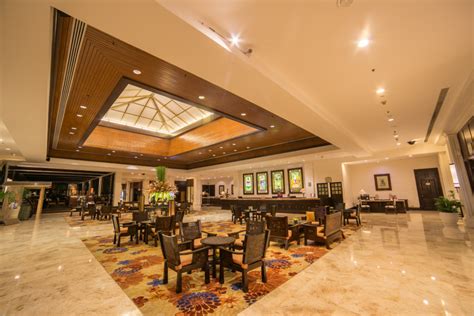 Waterfront Airport Hotel & Casino - Lobby Lounge - Waterfront Hotels ...