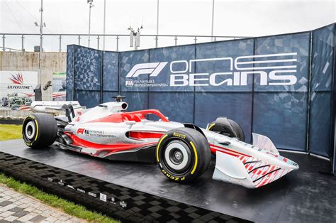 Glimpse of future: Formula One unveils new-look car for 2022 | Daily Sabah