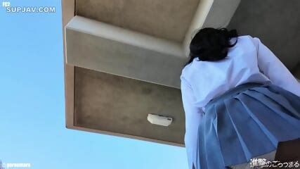 Uncensored JAV Full Face Reveal 18 Year Old Shaved College Girl In Outdoor Exposure Oral Sex
