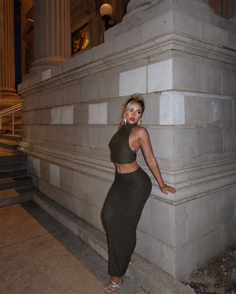 Gabriella Donovan Farias | That time again. Shop PLT Black Friday