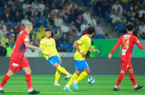 CR7 sai do banco mas passa em branco em vitória tardia do Al Nassr