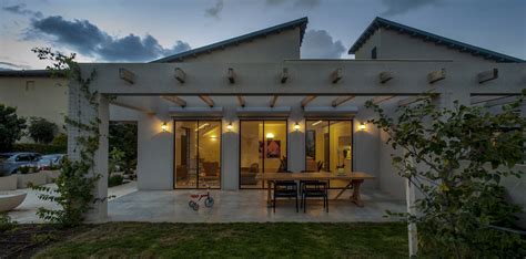 A Modern "Kibbutz" House | Henkin Shavit Architecture and Design | Archello