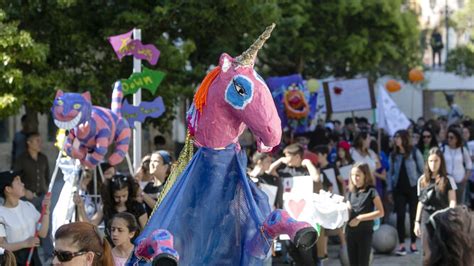 Pasacalles Escolar Para Dar Comienzo Al Festival Internacional Del T Tere