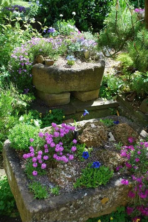 23 Garden Troughs Ideas You Gonna Love | SharonSable