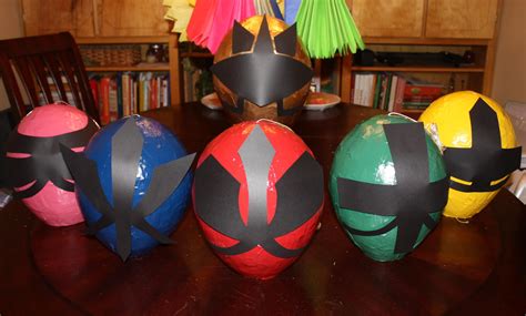 Power Ranger Samurai Birthday Party: Paper Mache Power Ranger Helmets ...